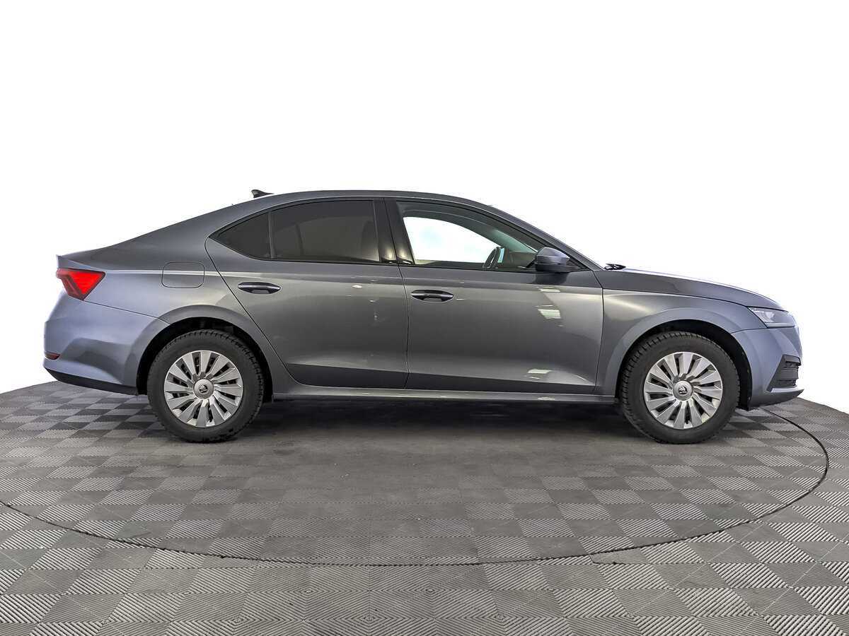 Купить Skoda Octavia с пробегом. Фото: #3