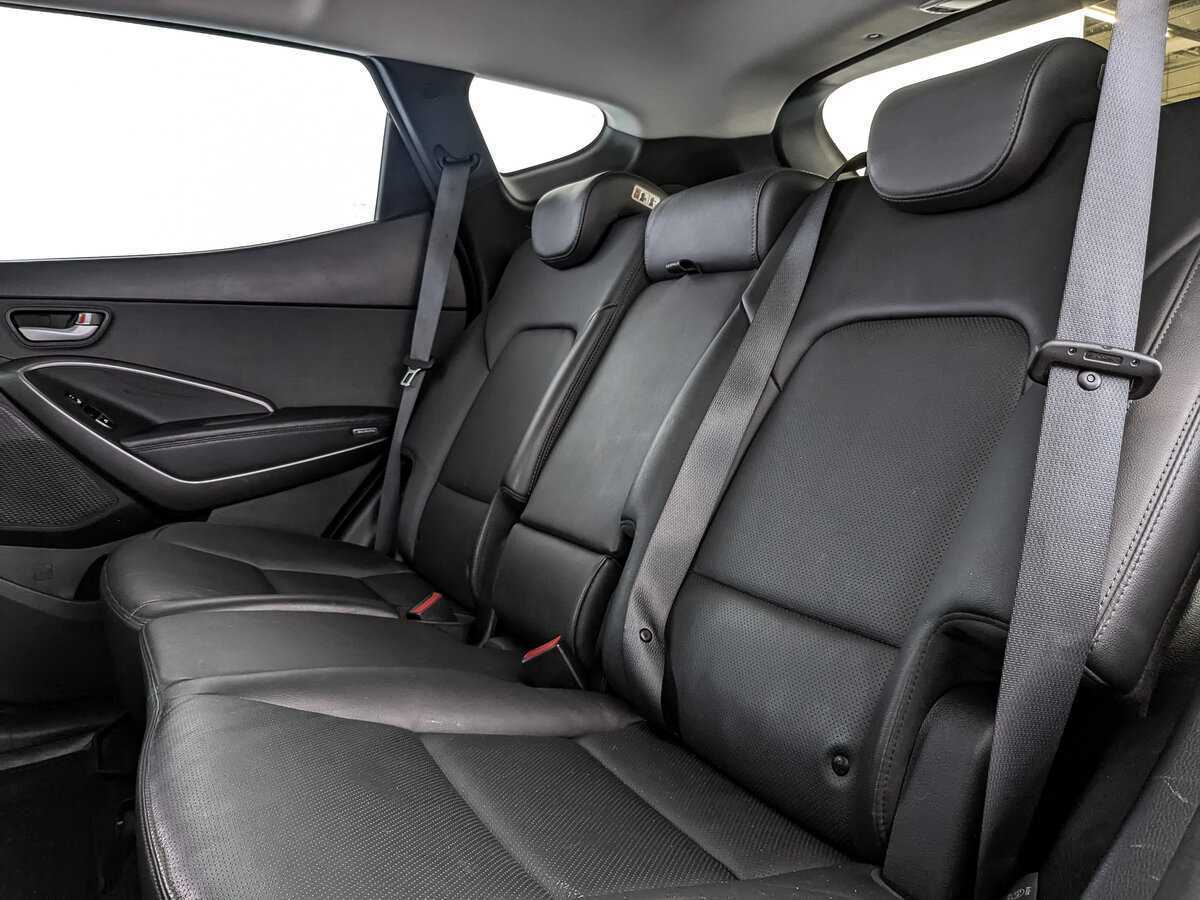 Купить Hyundai Santa Fe с пробегом. Фото: #9