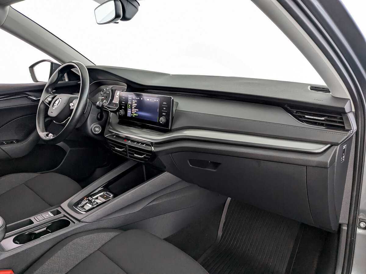 Купить Skoda Octavia с пробегом. Фото: #8
