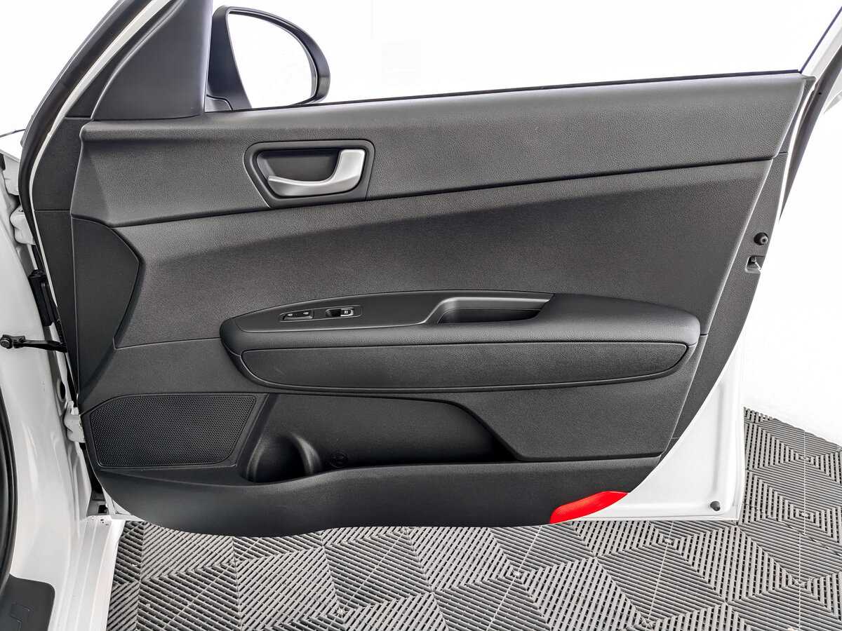 Купить Kia Optima с пробегом. Фото: #18