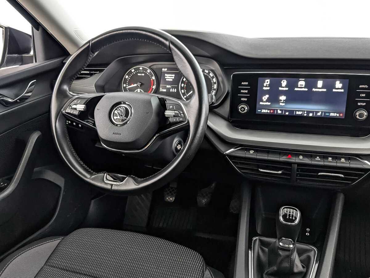 Купить Skoda Octavia с пробегом. Фото: #21