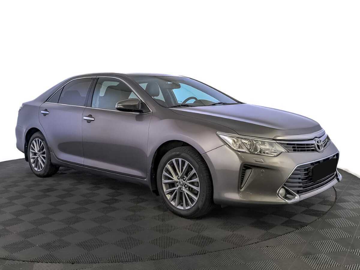 Купить Toyota Camry с пробегом. Фото: #2