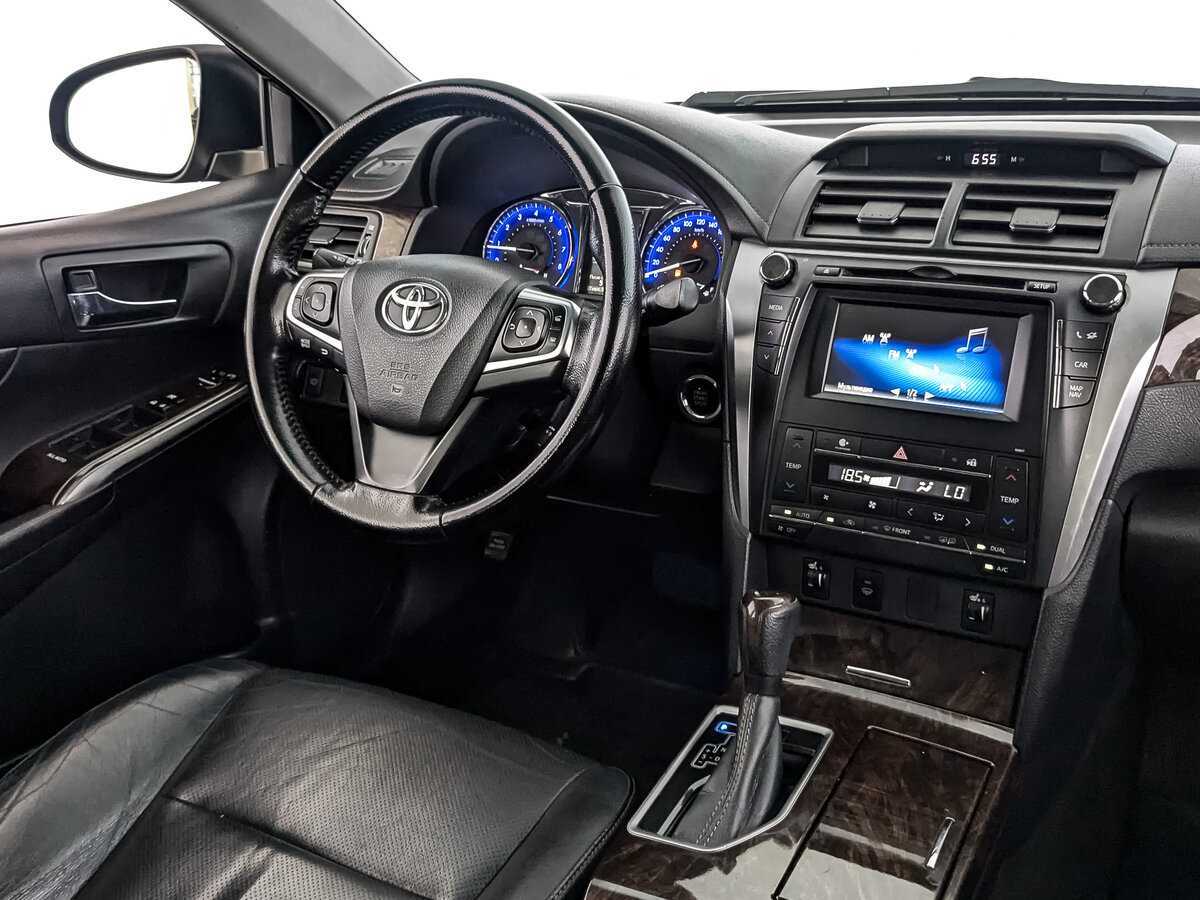 Купить Toyota Camry с пробегом. Фото: #22