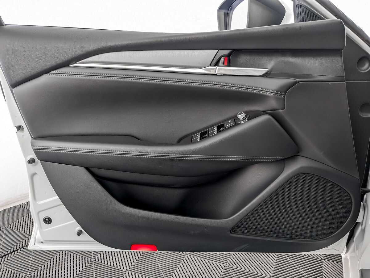 Купить Mazda 6 с пробегом. Фото: #14