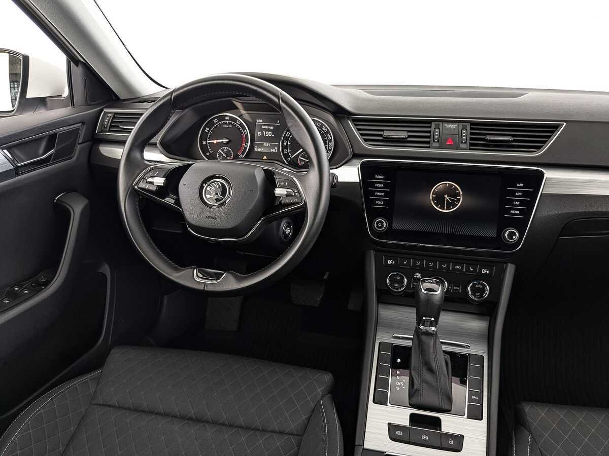 Купить Skoda Superb с пробегом. Фото: #16
