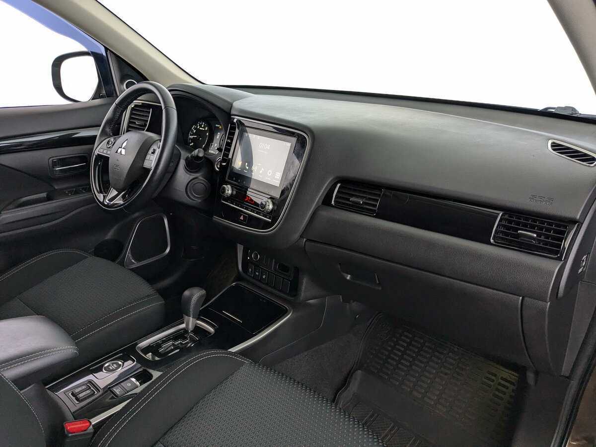 Купить Mitsubishi Outlander с пробегом. Фото: #13