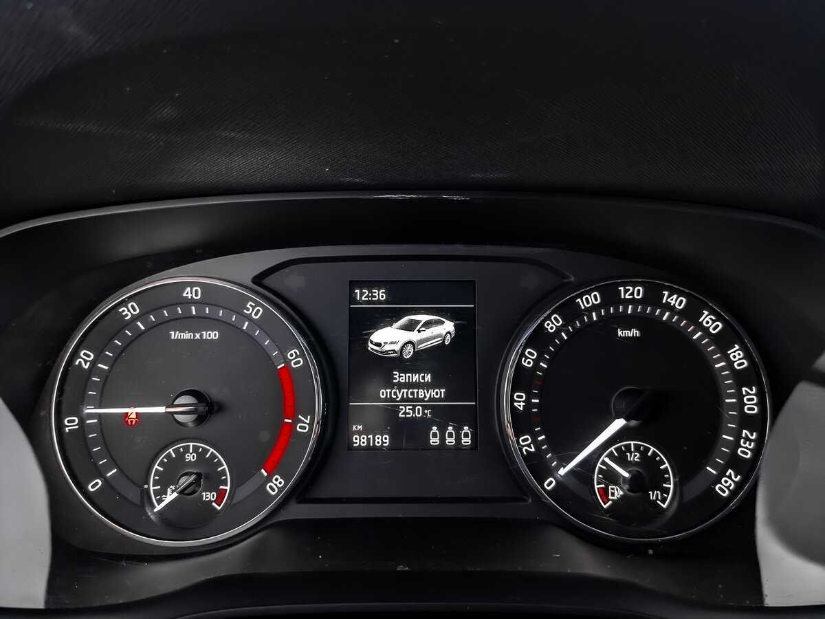 Купить Skoda Octavia с пробегом. Фото: #11