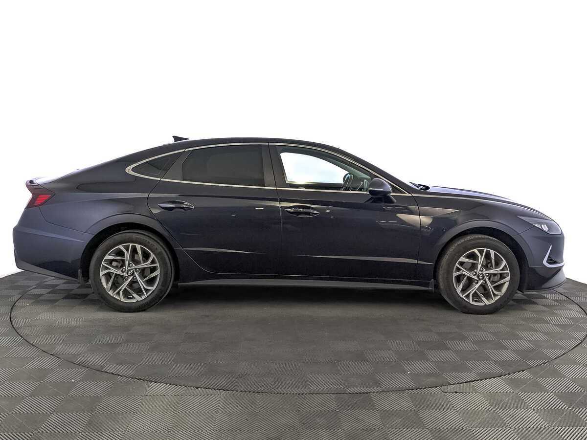 Купить Hyundai Sonata с пробегом. Фото: #3