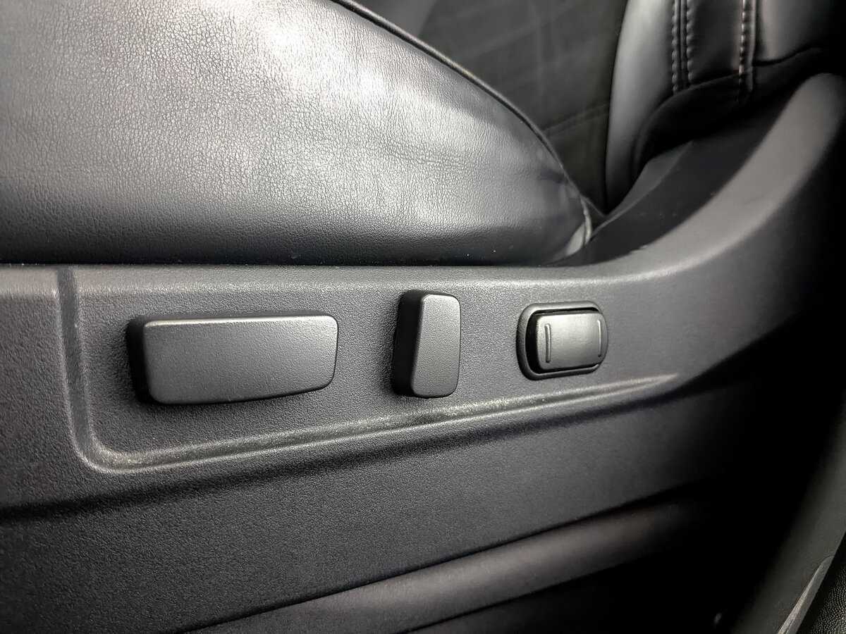 Купить Mitsubishi Outlander с пробегом. Фото: #21