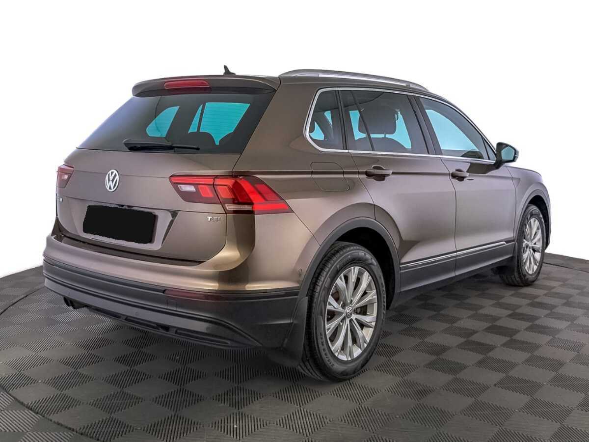 Купить Volkswagen Tiguan с пробегом. Фото: #4