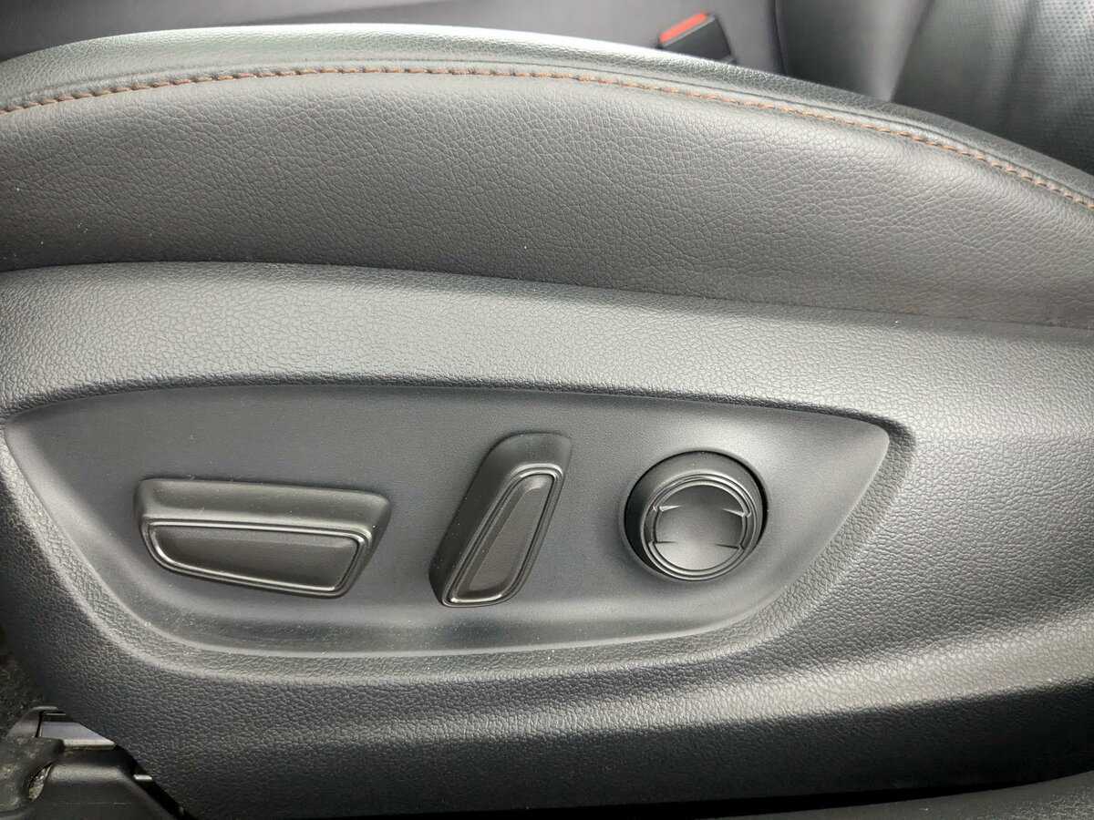 Купить Toyota Camry с пробегом. Фото: #12