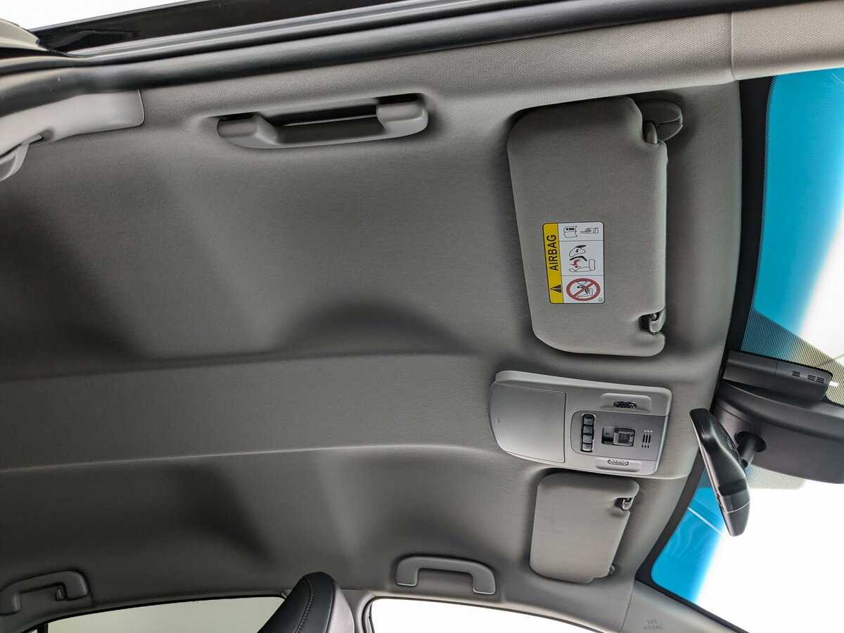 Купить Toyota Camry с пробегом. Фото: #18