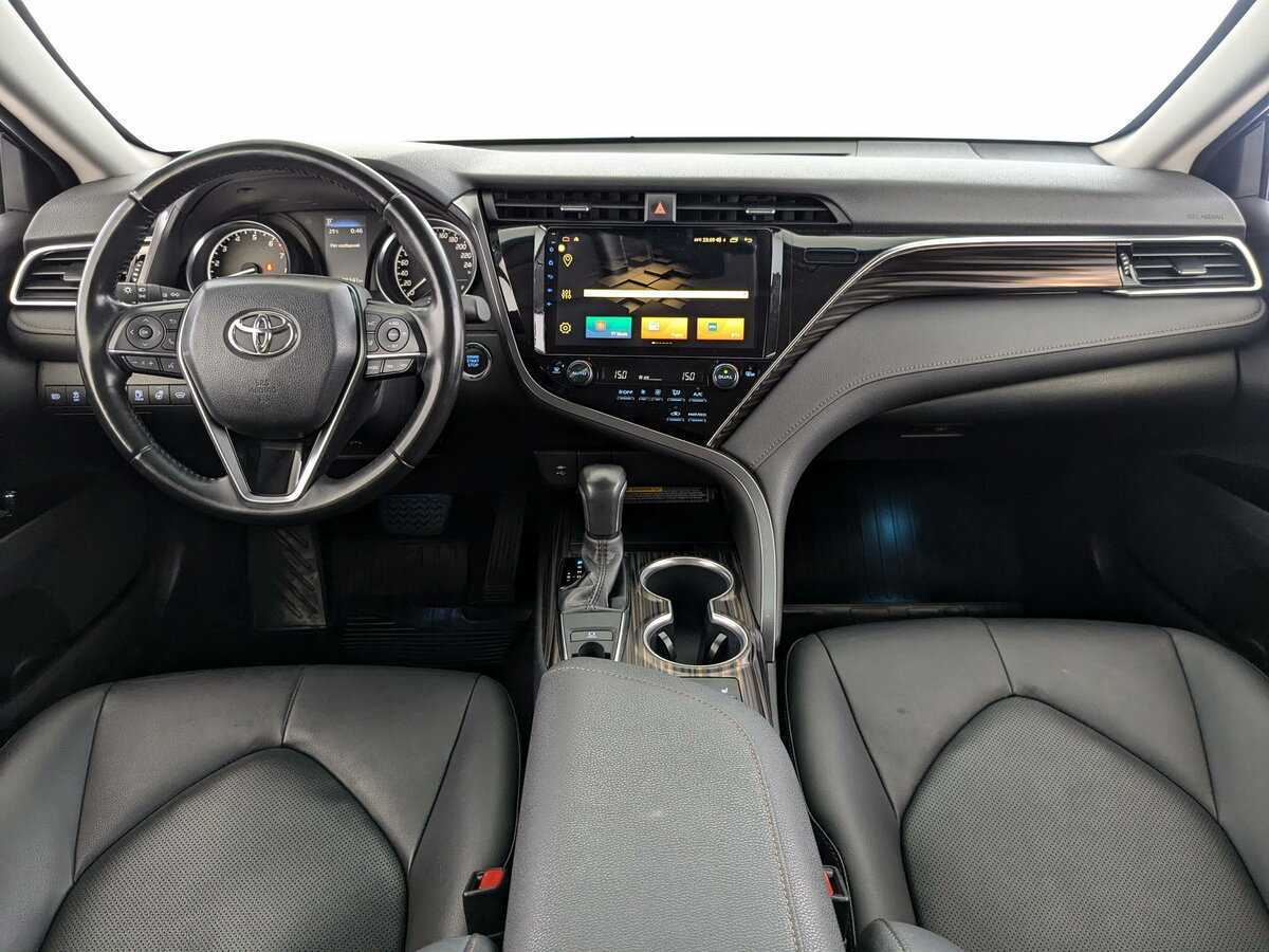 Купить Toyota Camry с пробегом. Фото: #19
