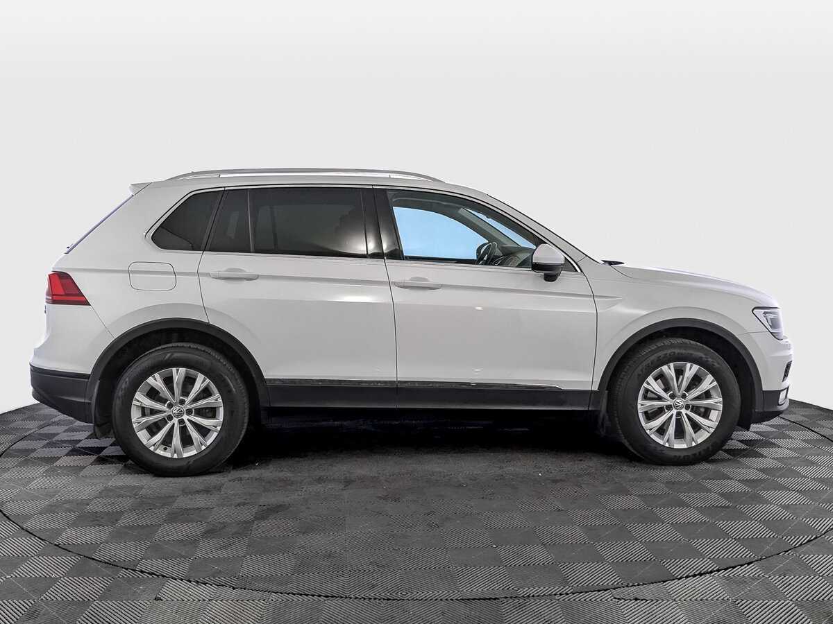 Купить Volkswagen Tiguan с пробегом. Фото: #3