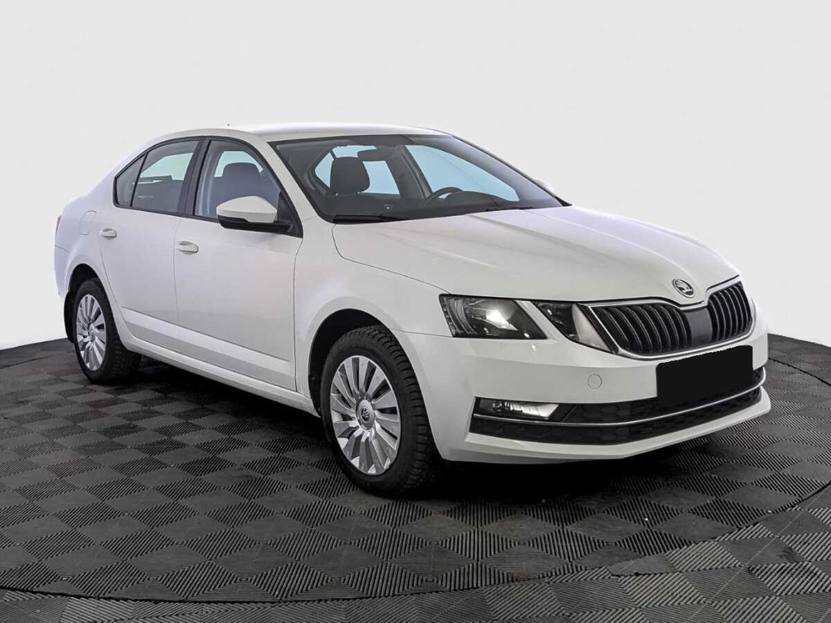Купить Skoda Octavia с пробегом. Фото: #2