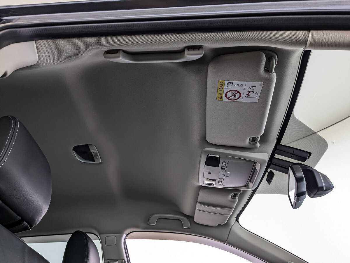 Купить Subaru Outback с пробегом. Фото: #17