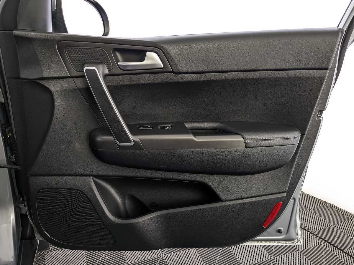 Купить Kia Sportage с пробегом. Фото: #20