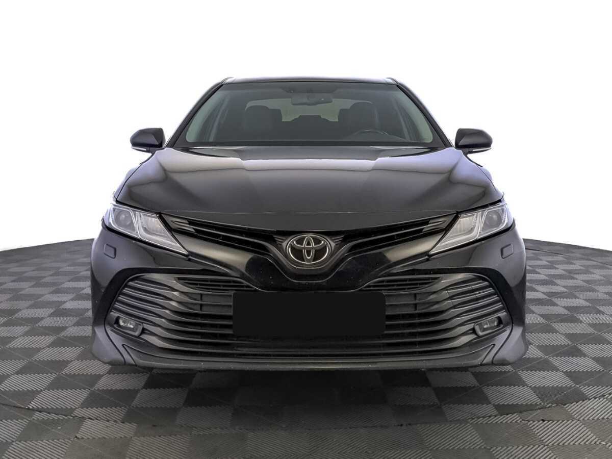 Купить Toyota Camry с пробегом. Фото: #1