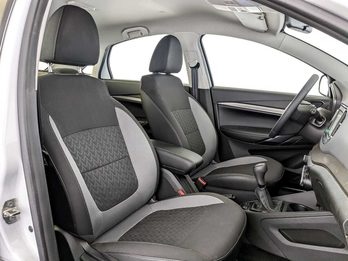 Купить Lada (ВАЗ) Vesta с пробегом. Фото: #17