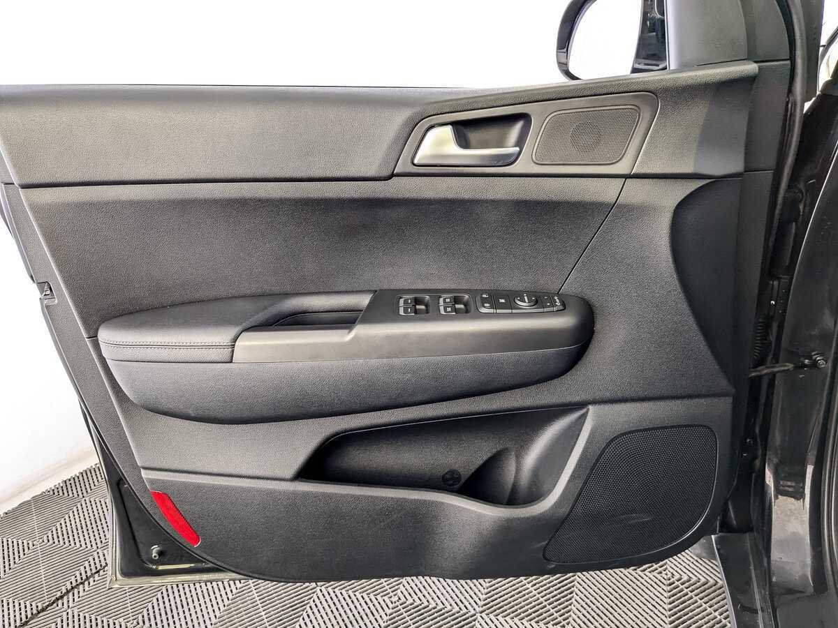 Купить Kia Sportage с пробегом. Фото: #14