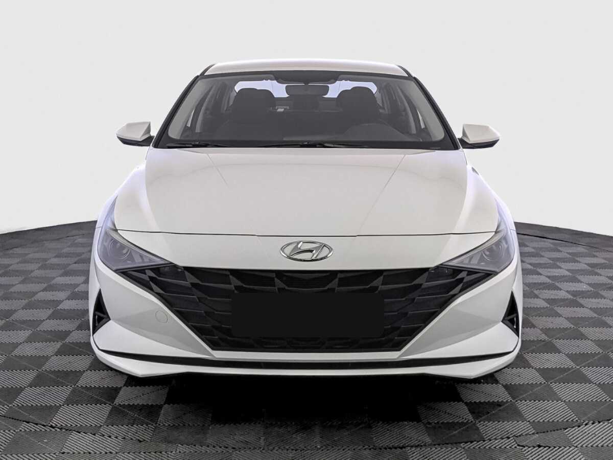 Купить Hyundai Elantra с пробегом. Фото: #1