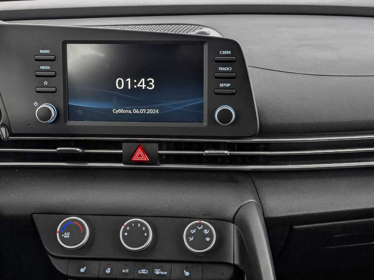Купить Hyundai Elantra с пробегом. Фото: #12