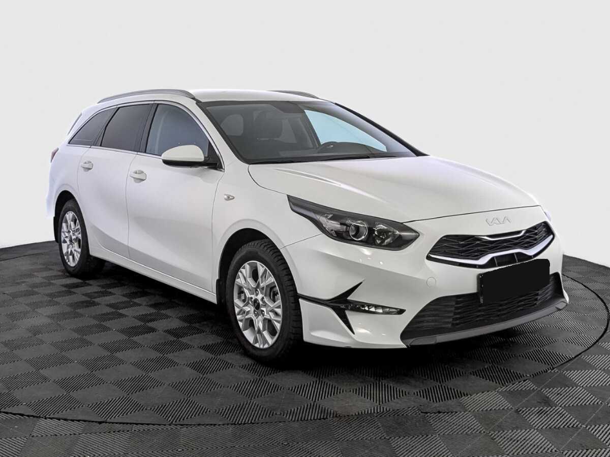 Купить Kia Ceed с пробегом. Фото: #2