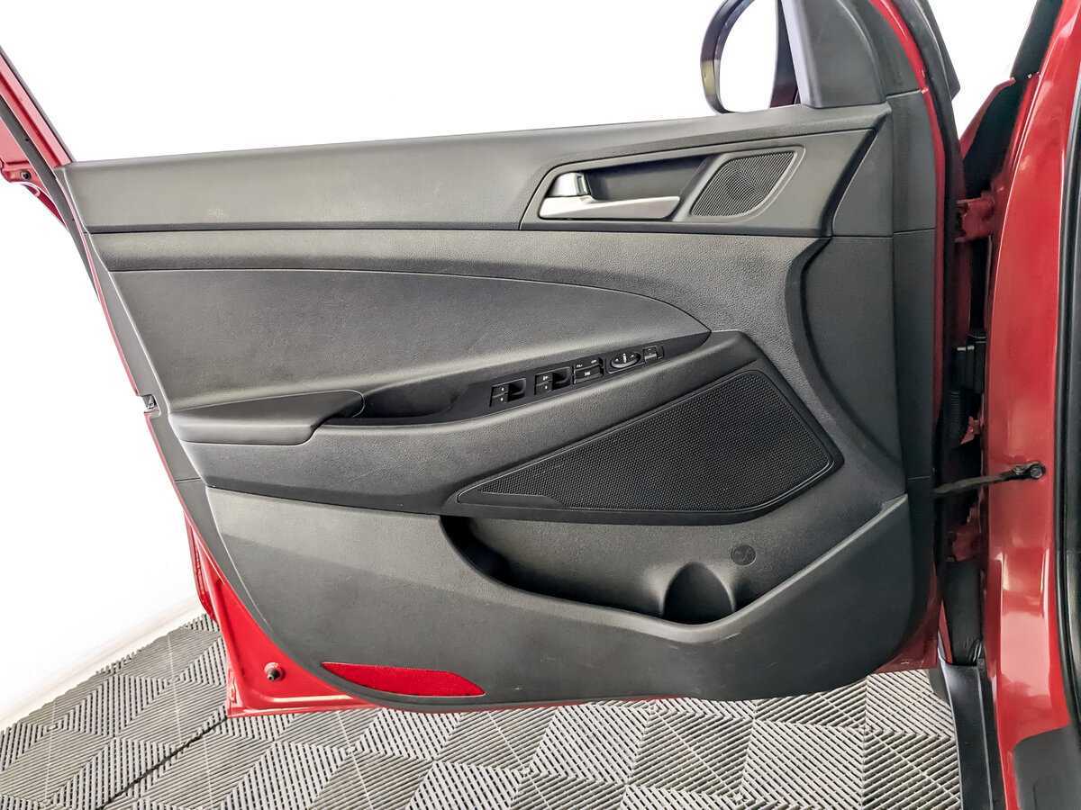 Купить Hyundai Tucson с пробегом. Фото: #14