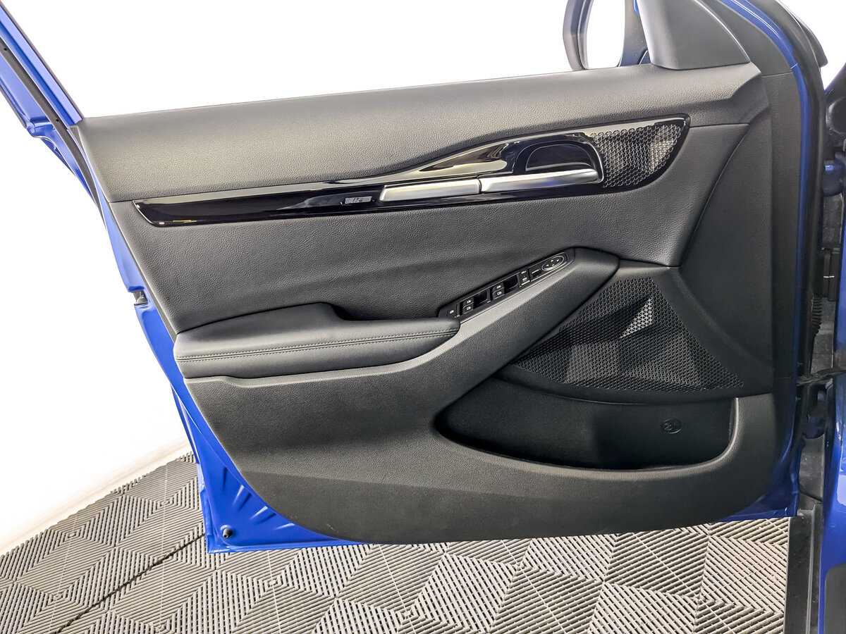 Купить Kia Seltos с пробегом. Фото: #14