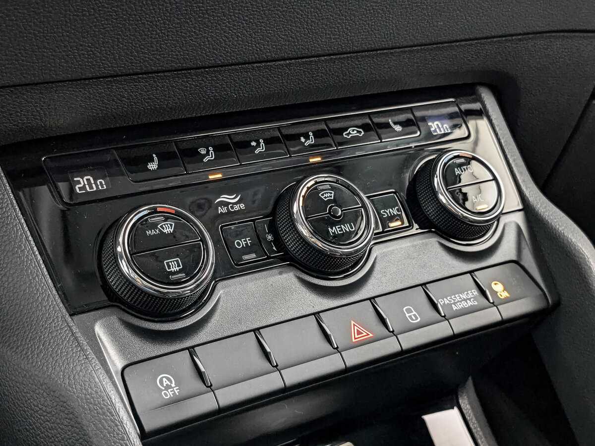 Купить Skoda Karoq с пробегом. Фото: #19