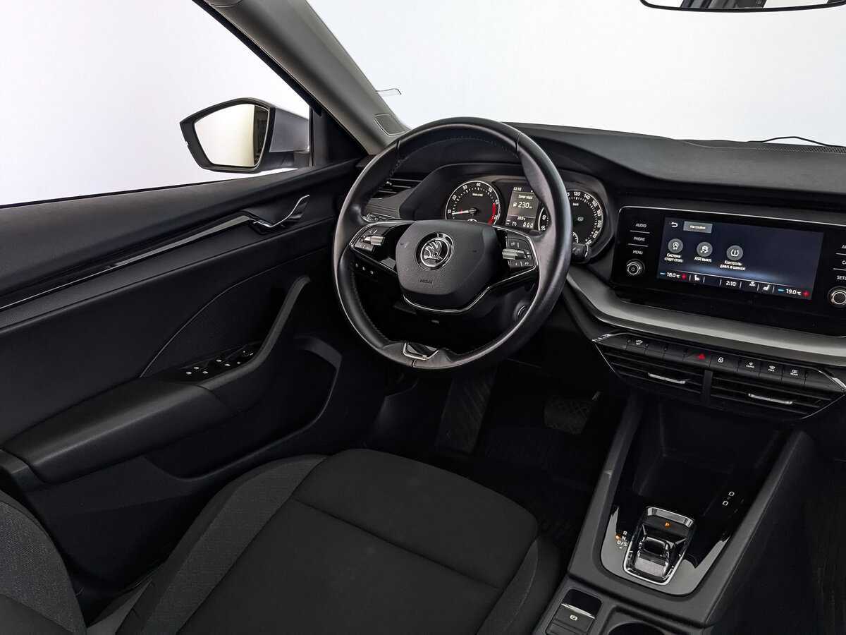 Купить Skoda Octavia с пробегом. Фото: #21