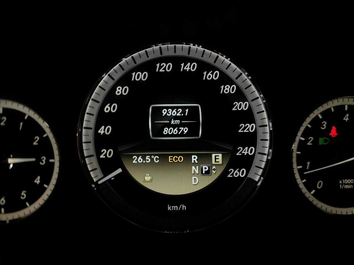 Купить Mercedes-Benz E-Класс с пробегом. Фото: #16