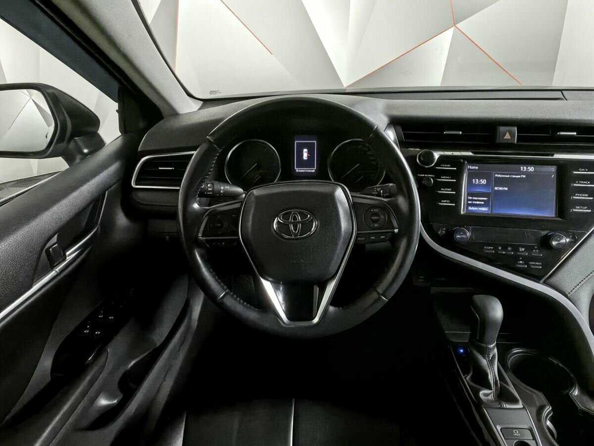 Купить Toyota Camry с пробегом. Фото: #14