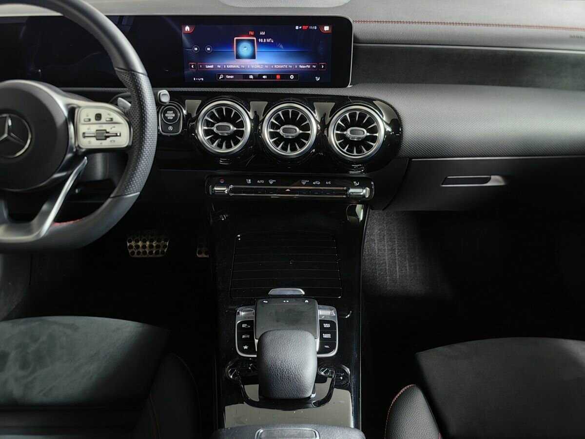 Купить Mercedes-Benz CLA с пробегом. Фото: #10