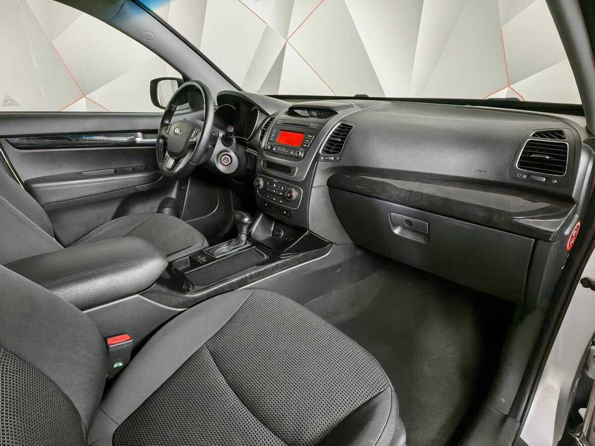 Купить Kia Sorento с пробегом. Фото: #8