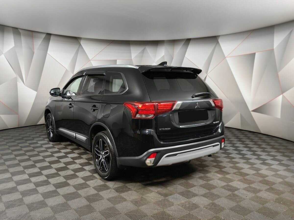 Купить Mitsubishi Outlander с пробегом. Фото: #3