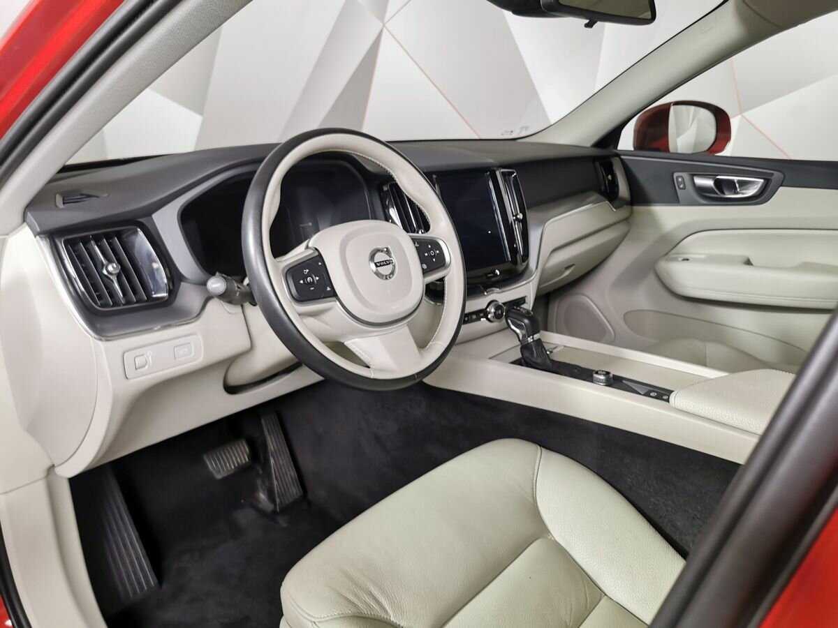 Купить Volvo XC60 с пробегом. Фото: #13