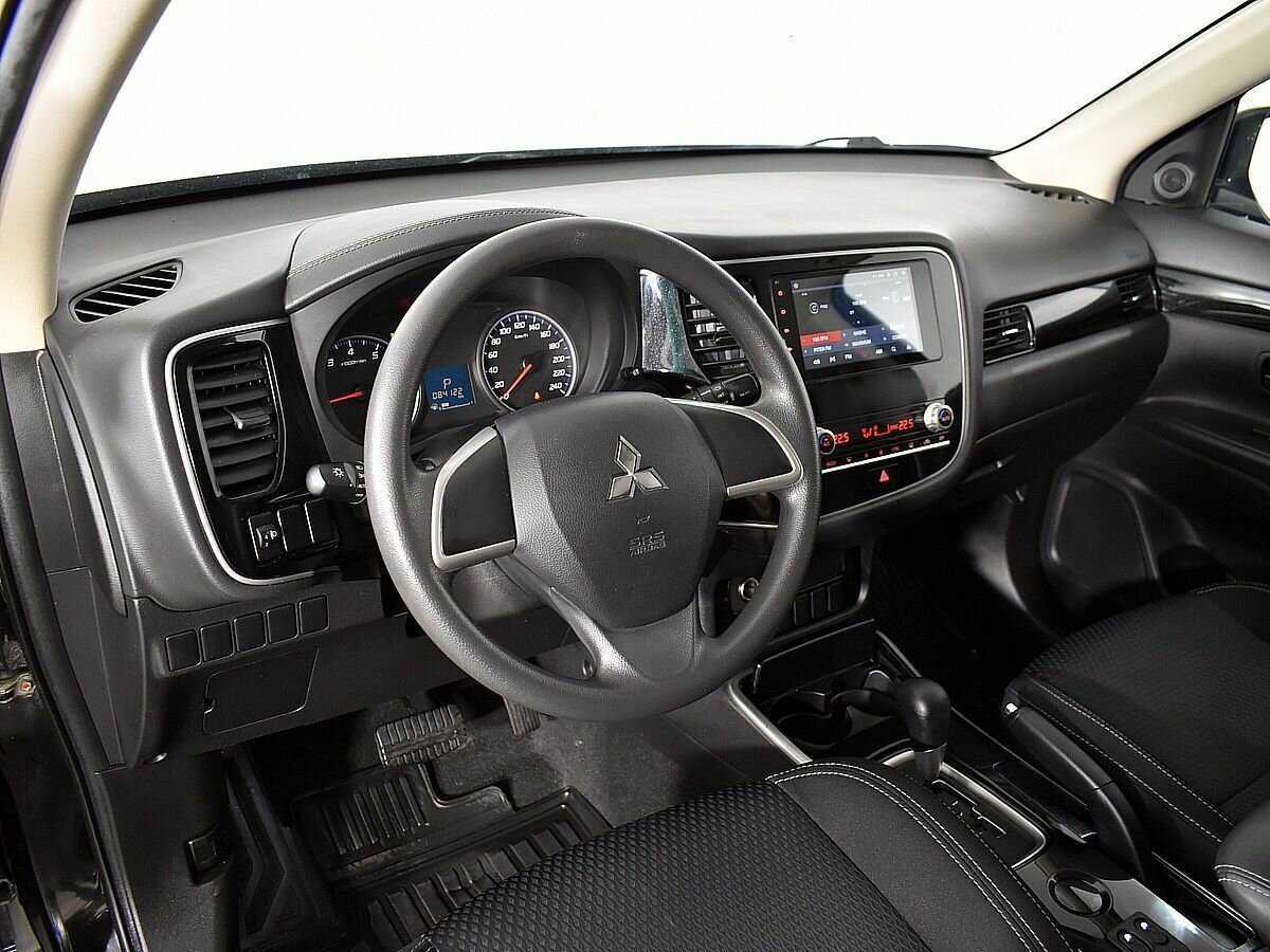 Купить Mitsubishi Outlander с пробегом. Фото: #6