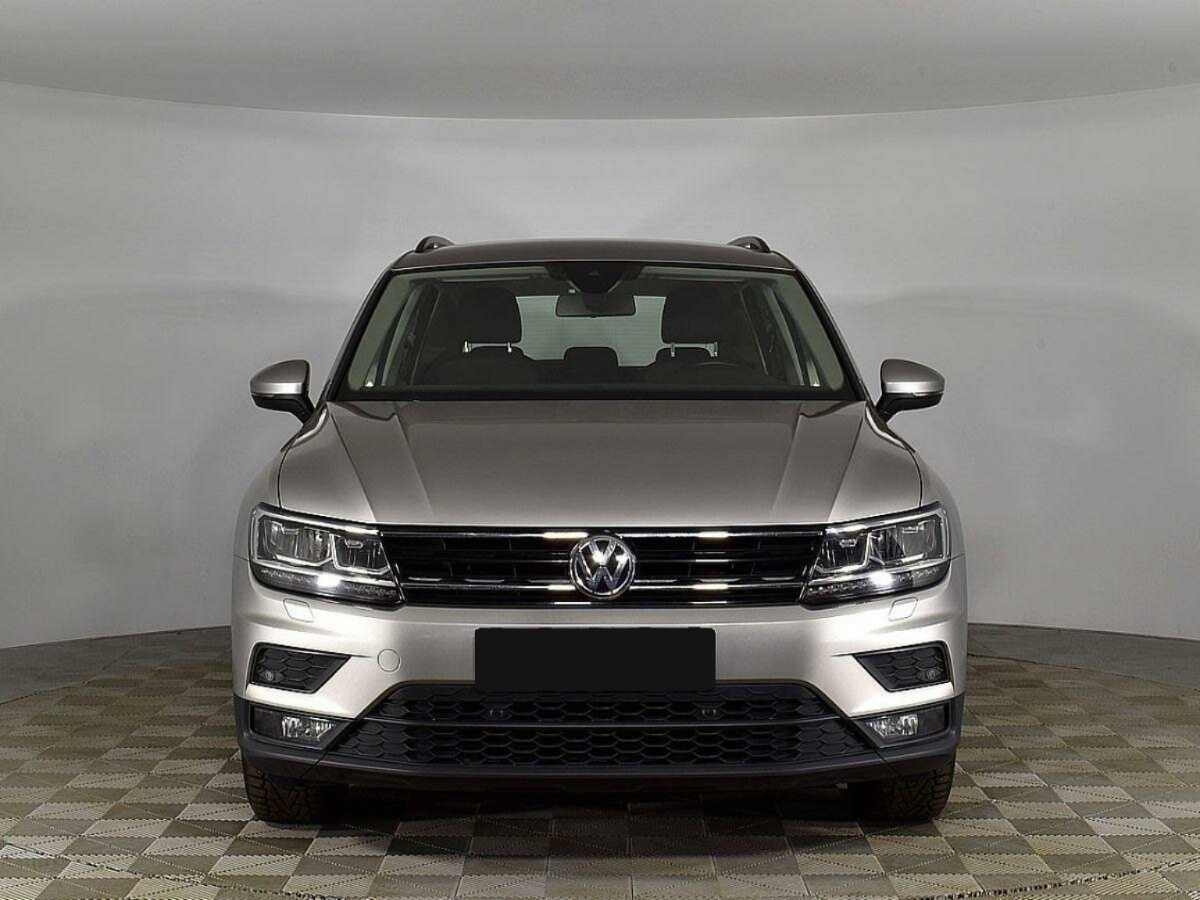 Купить Volkswagen Tiguan с пробегом. Фото: #2
