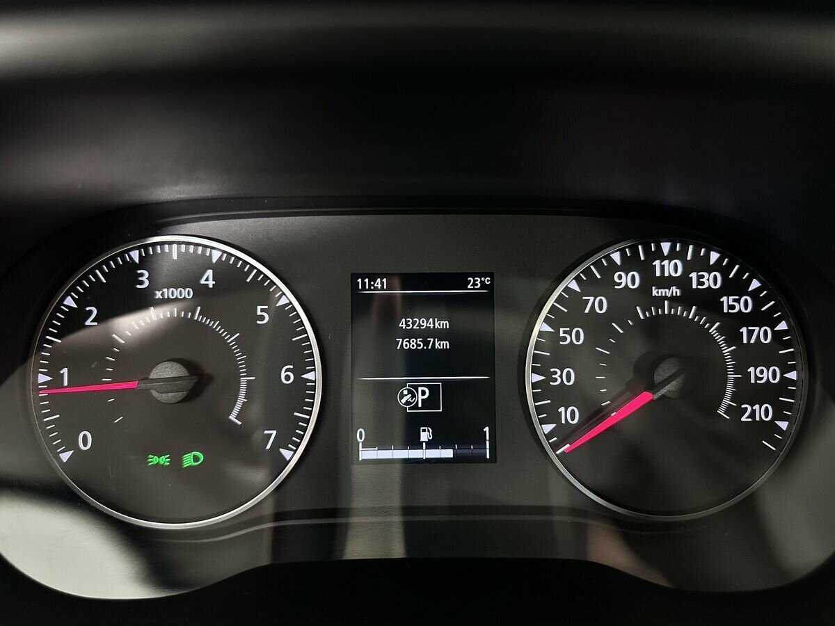 Купить Renault Duster с пробегом. Фото: #10