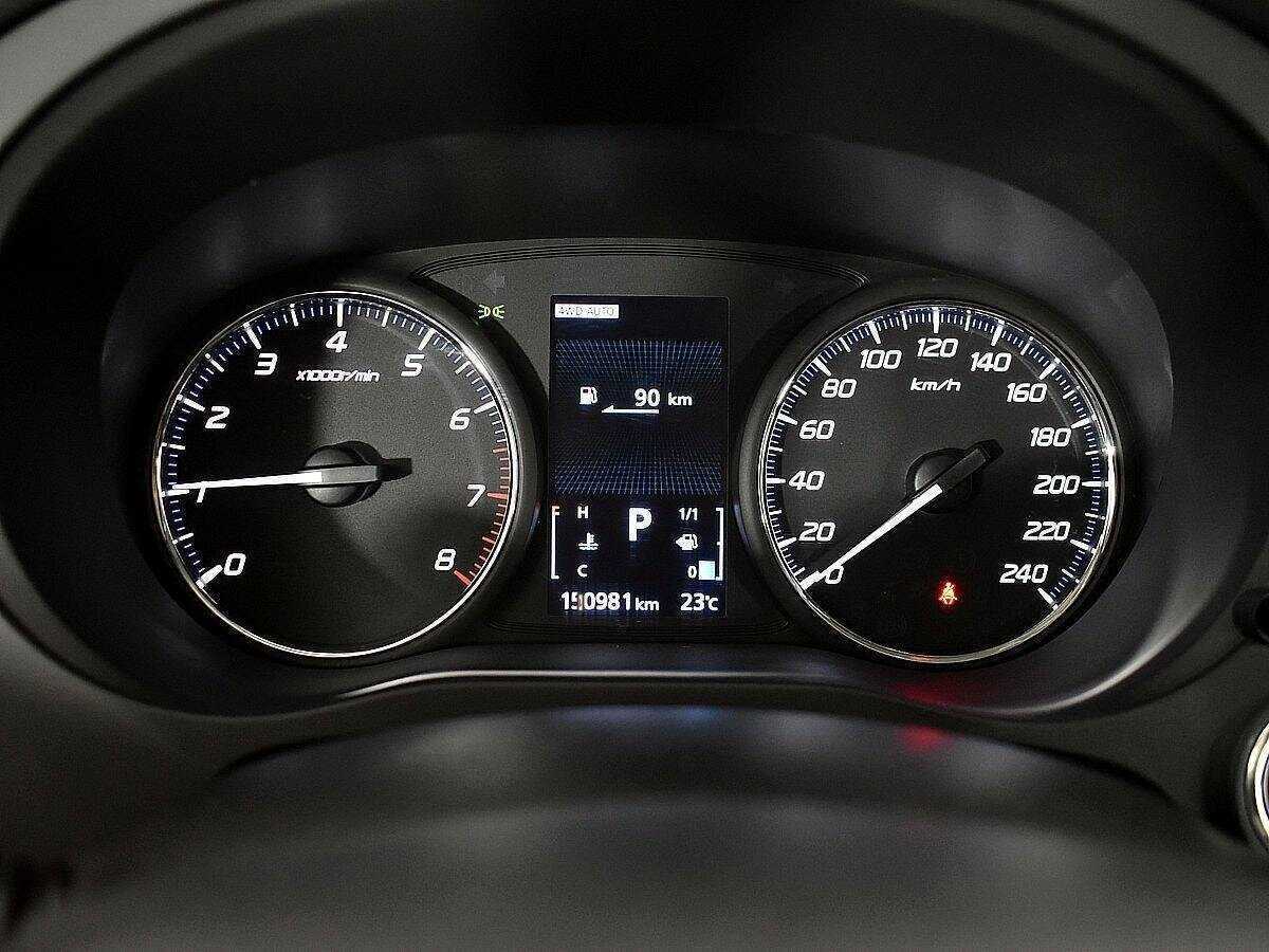 Купить Mitsubishi Outlander с пробегом. Фото: #11