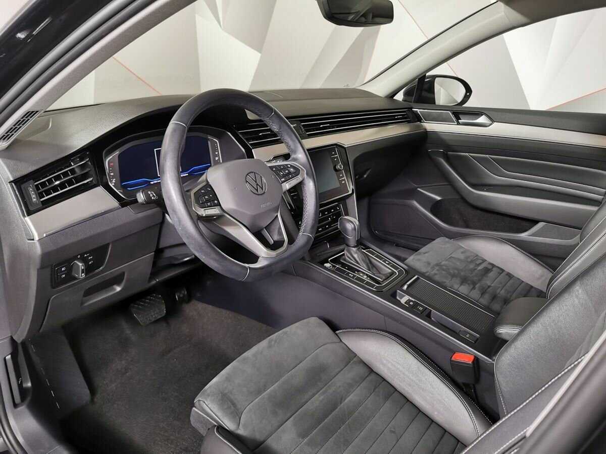 Купить Volkswagen Passat с пробегом. Фото: #12