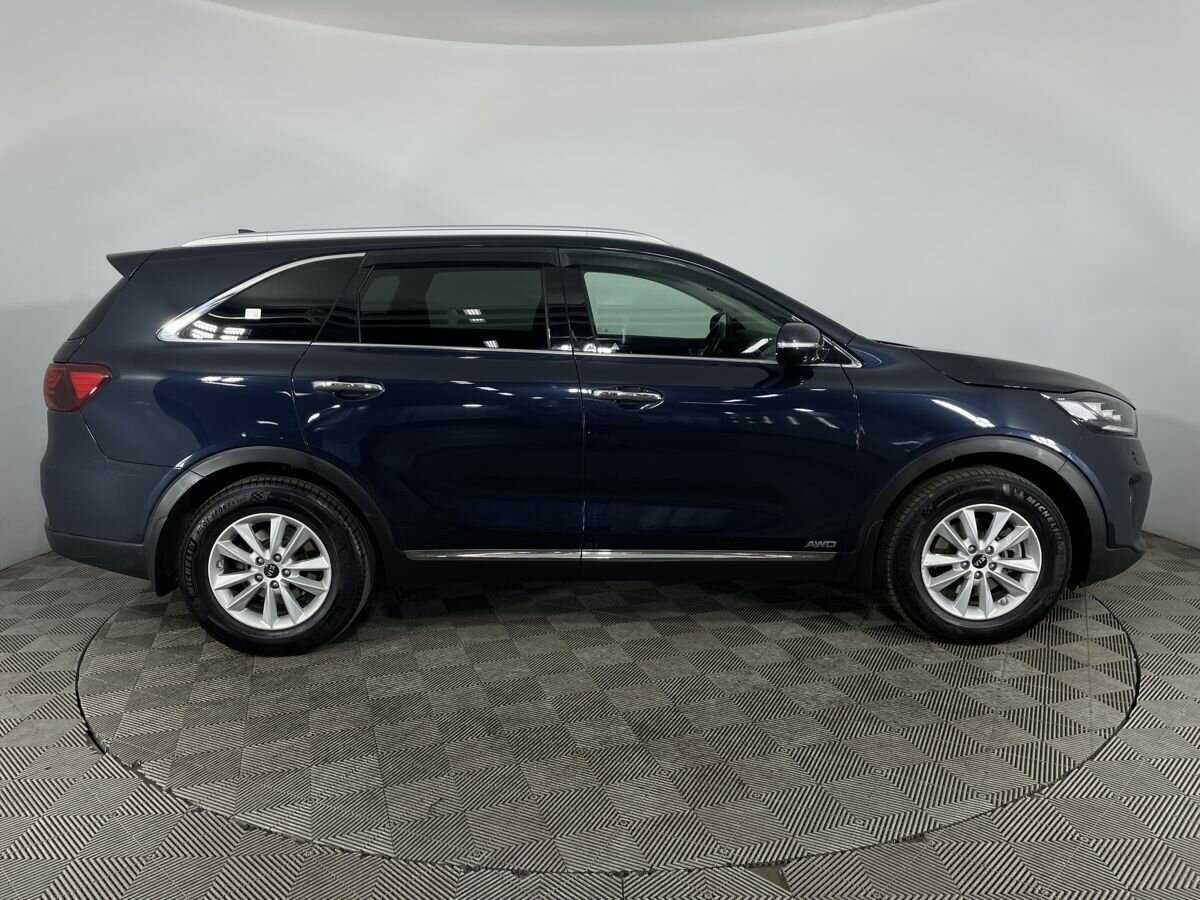 Купить Kia Sorento с пробегом. Фото: #3