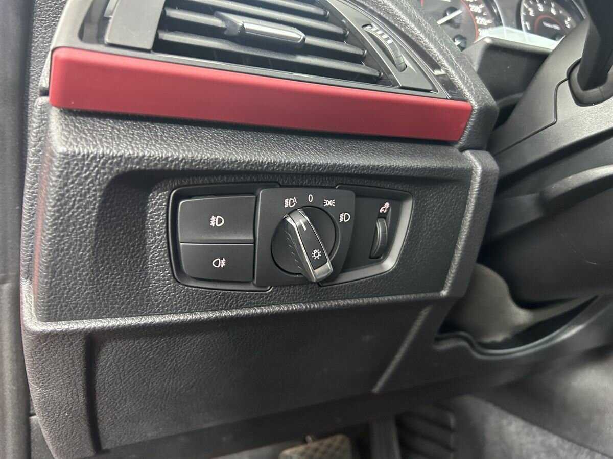 Купить BMW 1 серии с пробегом. Фото: #8