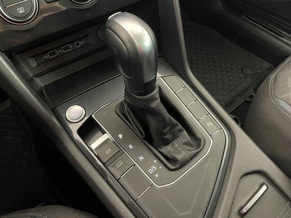 Купить Volkswagen Tiguan с пробегом. Фото: #12