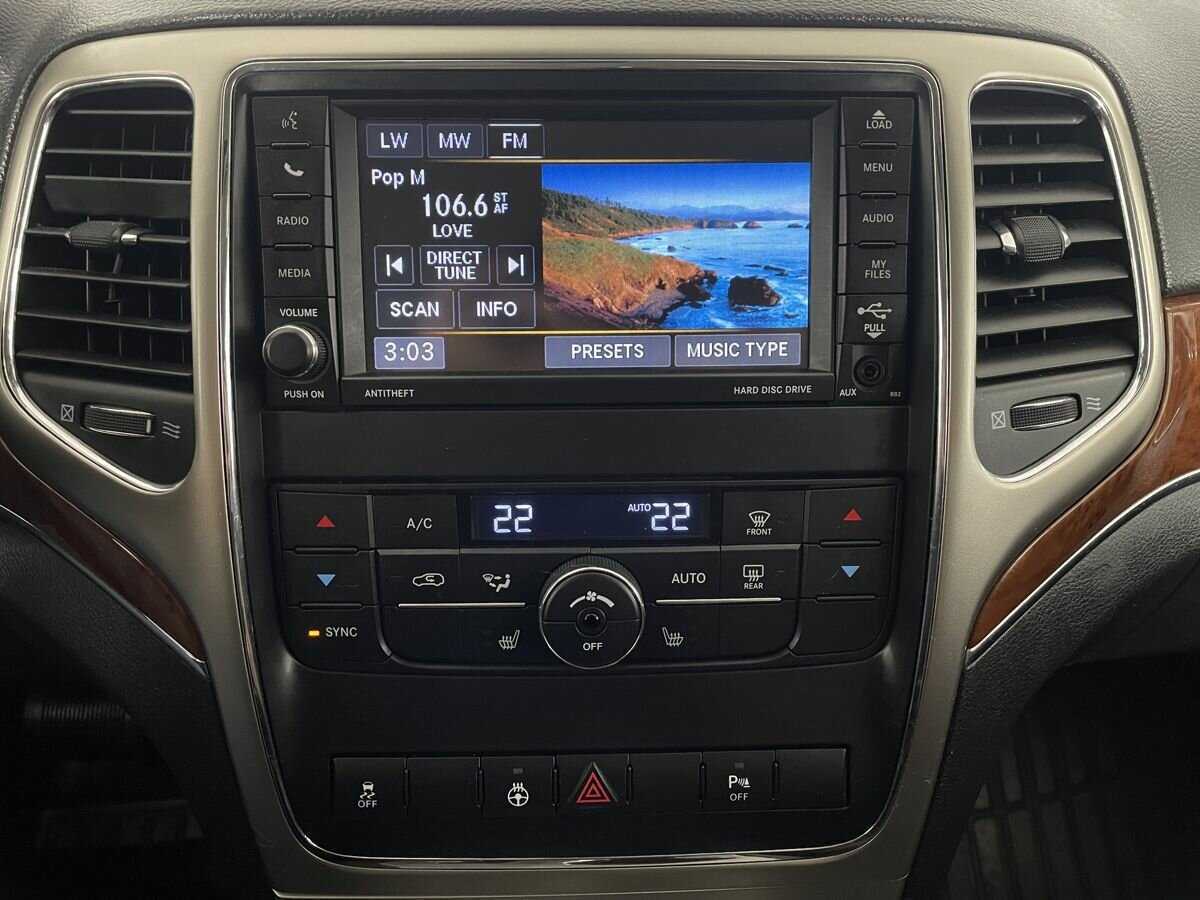 Купить Jeep Grand Cherokee с пробегом. Фото: #11