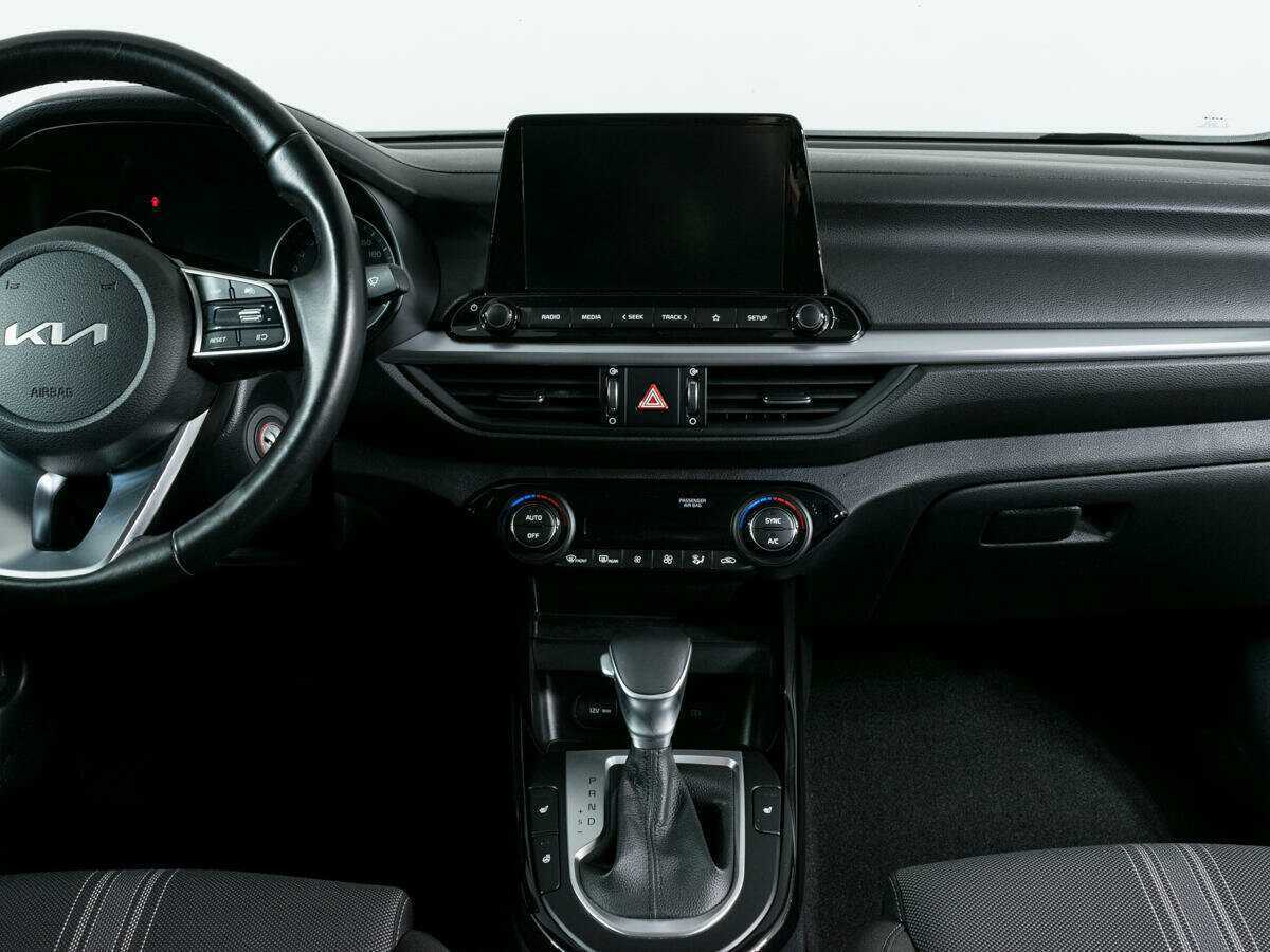 Купить Kia Cerato с пробегом. Фото: #9