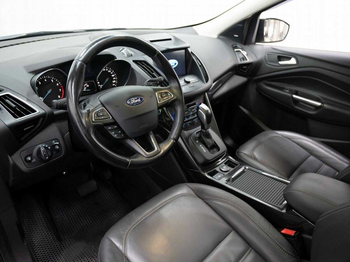Купить Ford Kuga с пробегом. Фото: #6
