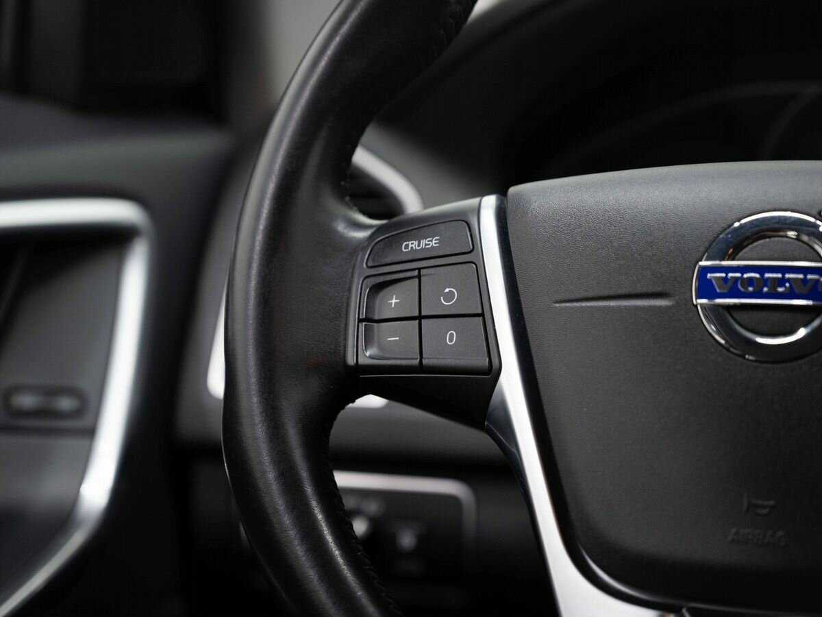 Купить Volvo XC60 с пробегом. Фото: #14