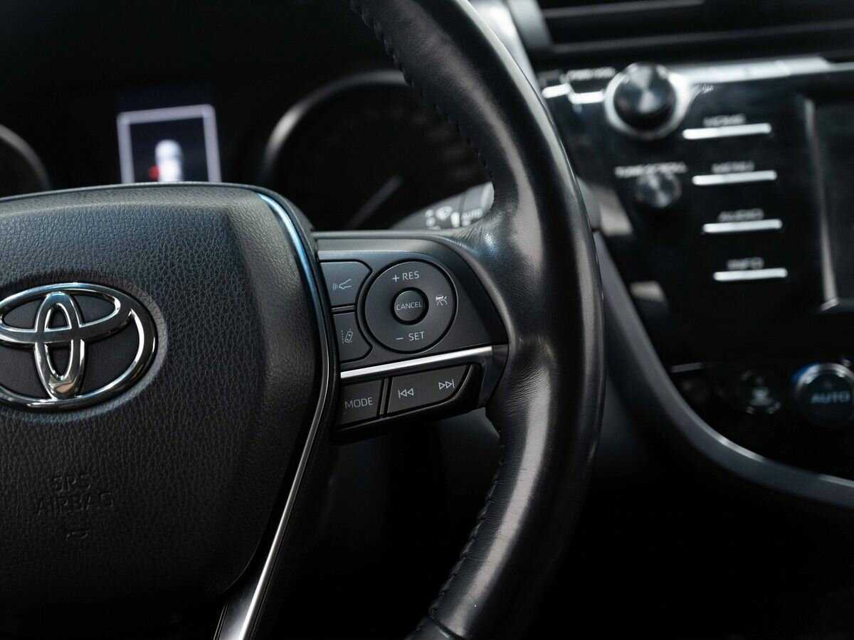Купить Toyota Camry с пробегом. Фото: #16